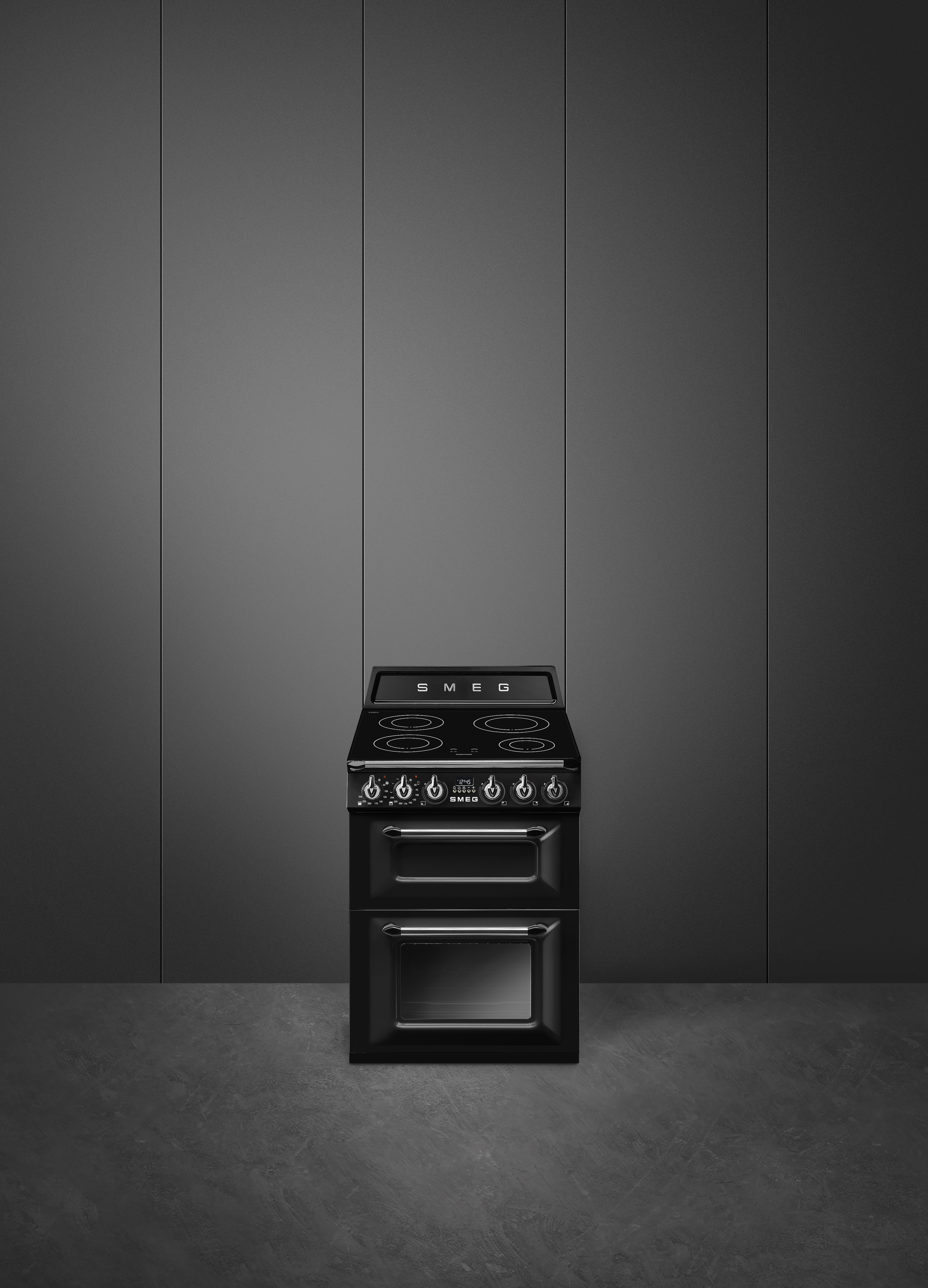 SMEG TR62IBL2 fornuis met inductie kookplaat - 60cm