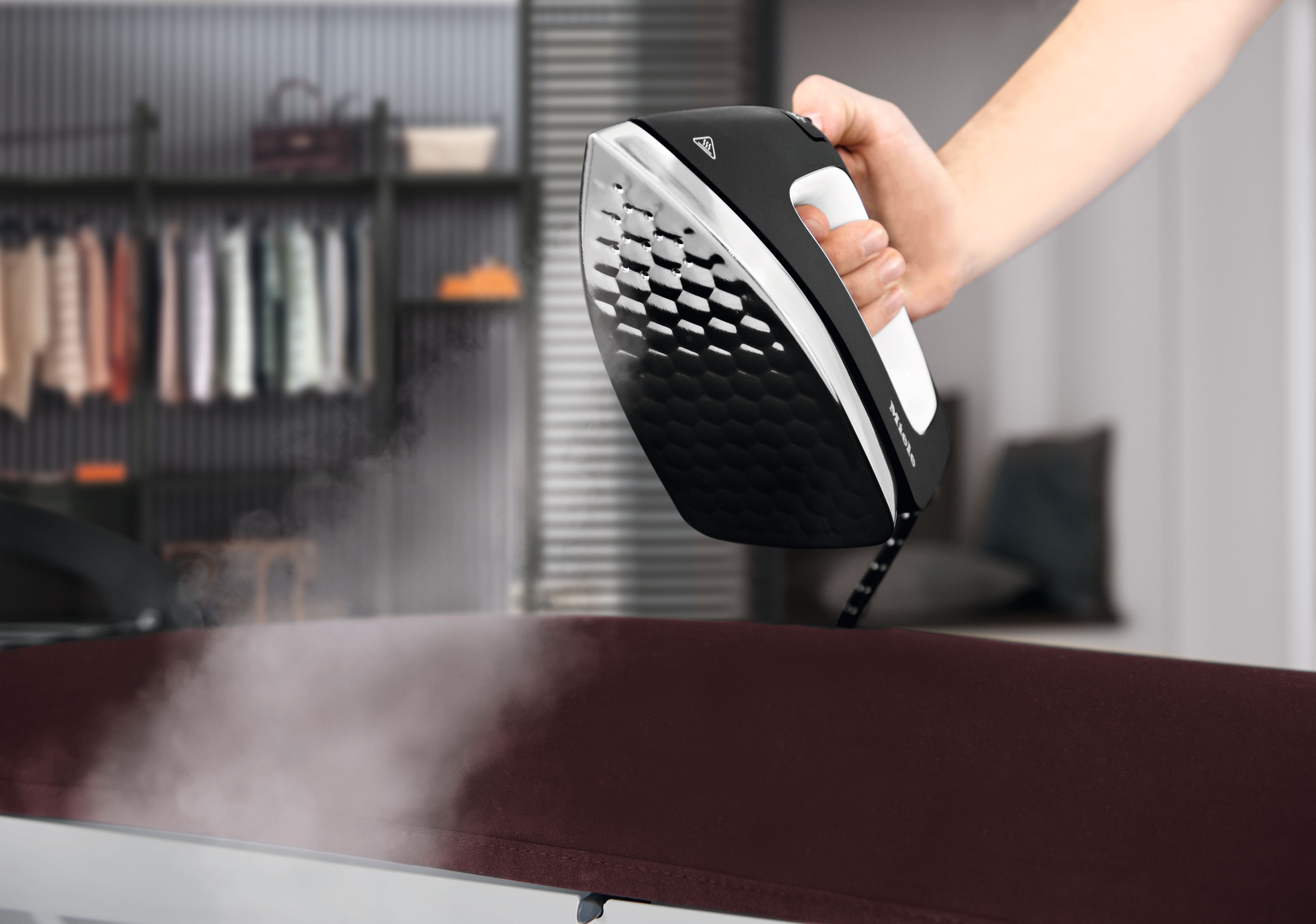 MIELE B4847 Fashion Master  strijkpers