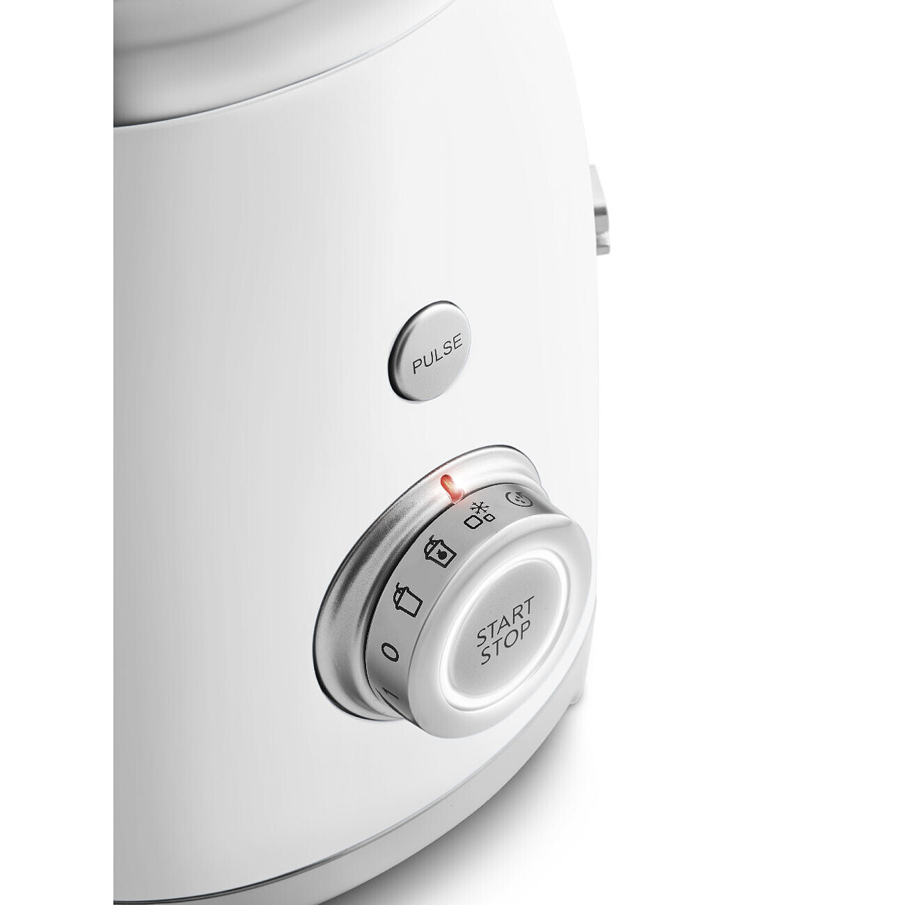 SMEG SDA BLF03WHEU blender