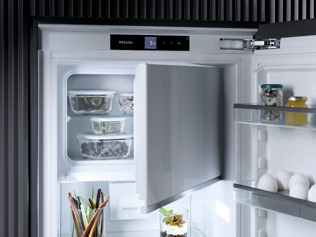 MIELE K7438D koelkast met vriesvak - 140cm