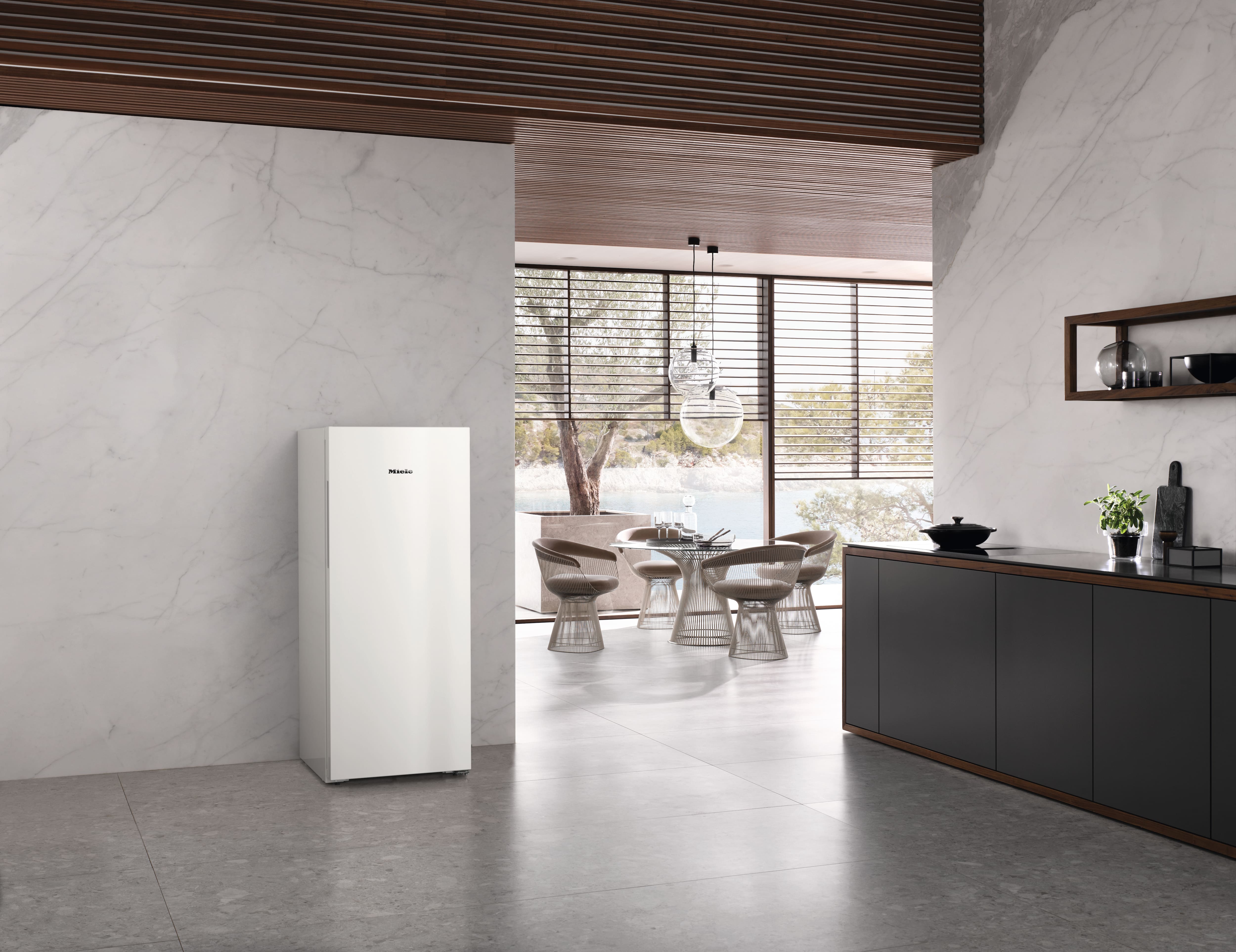 MIELE FN4322DWS-1 vrijstaande vriezer - 145cm