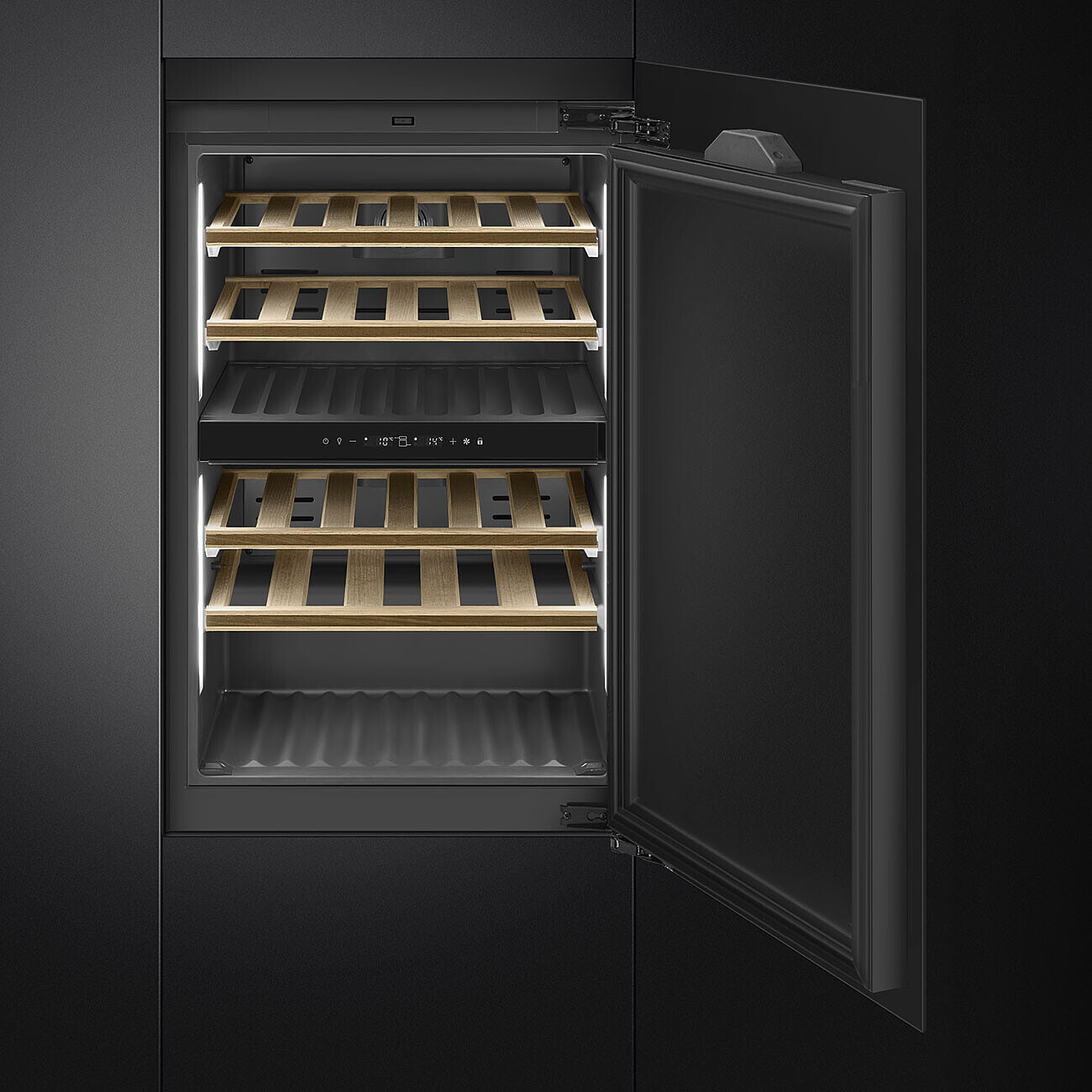 SMEG CVI040B wijnklimaatkast