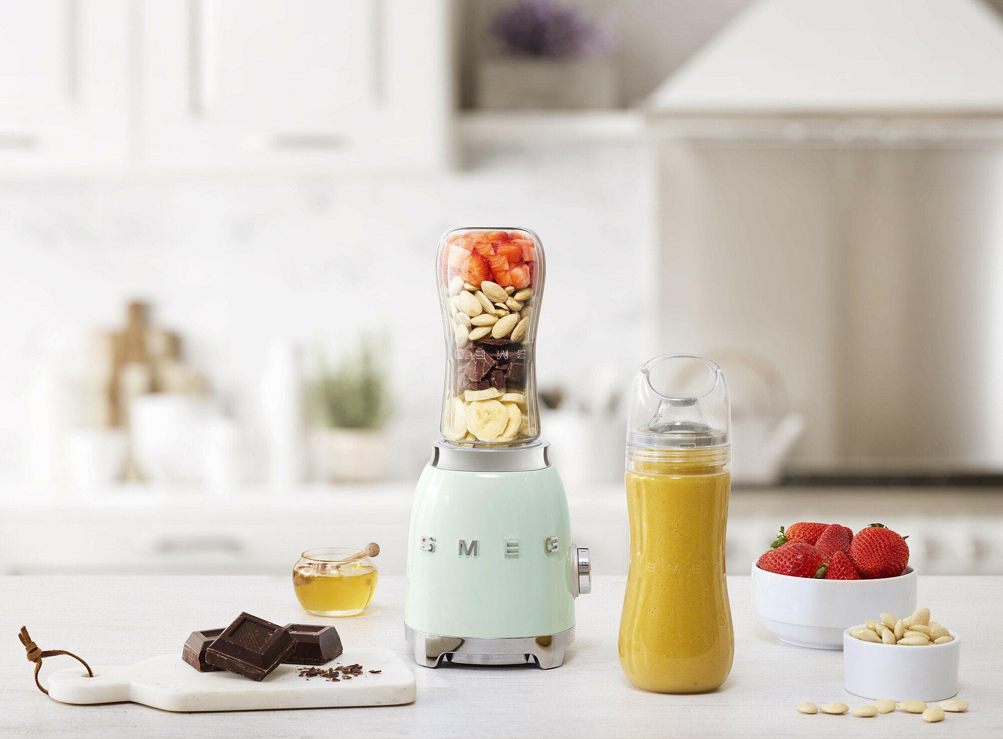 SMEG SDA PBF01PGEU blender