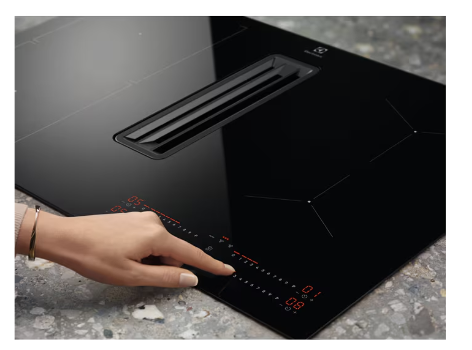 ELECTROLUX KCC83443CK 600 kookplaat met afzuiging - 80cm ELECTROLUX KCC83443CK 600 kookplaat met afzuiging - 80cm